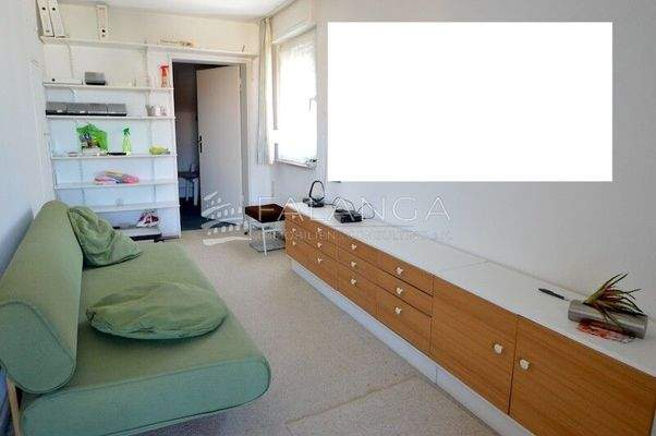 Zimmer Wohnung OG