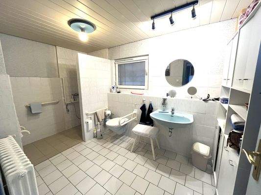 Badezimmer Erdgeschoss