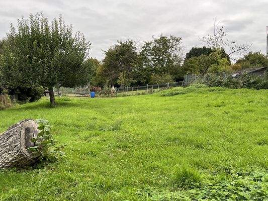 Grundstück (Hausnr. 18)