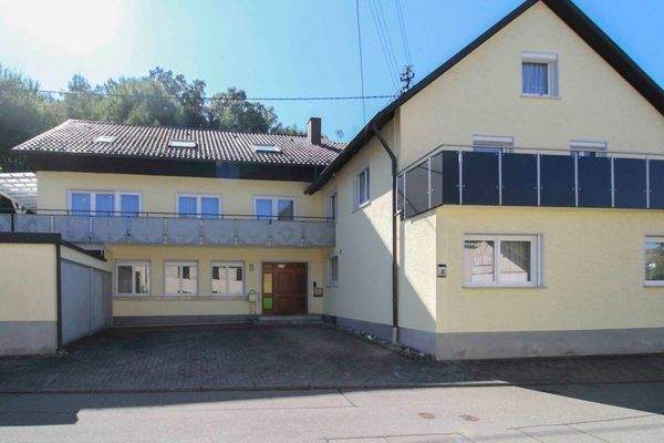 Außenansicht vorne (2)