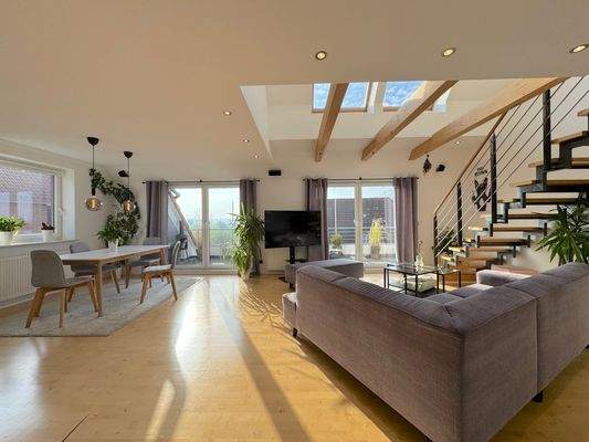 offener Wohn- und Essbereich