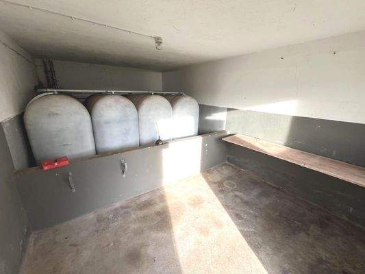Öltanks unter der Garage