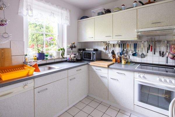 Küche inkl. Einbauküche