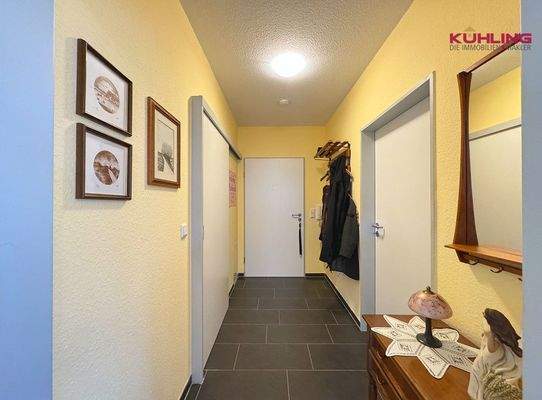 Vom Flurbereich gradewegs ins Wohnzimmer