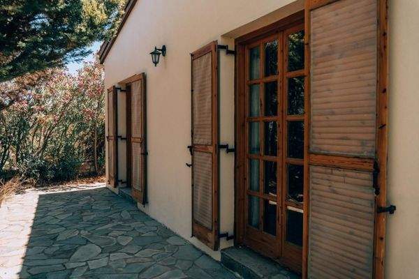 Kreta, Roumeli: Wunderschöne Villa auf dem Land