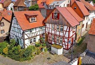 Blick auf die beiden Immobilien