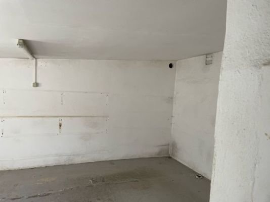 Raum 2 mit Anlieferungsmöglichkeit