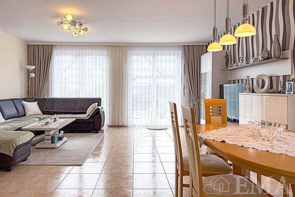 Wohn- und Essbereich