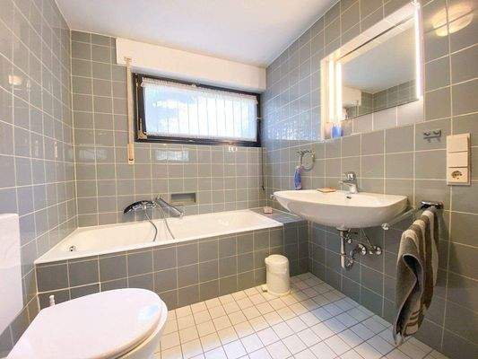 Erdgeschoss - Badezimmer.jpg