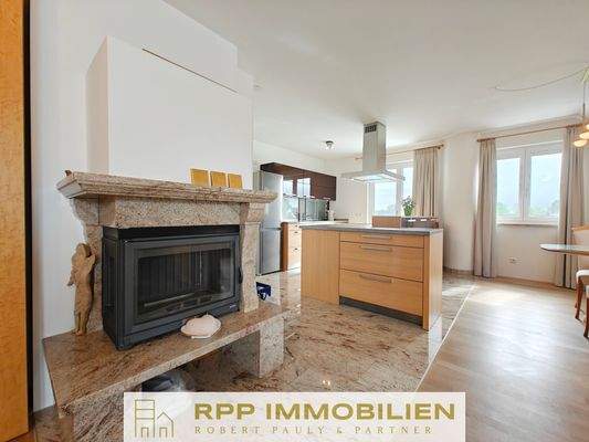 Kamin im Wohn-/Essbereich