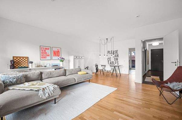 offener Wohn- und Essbereich