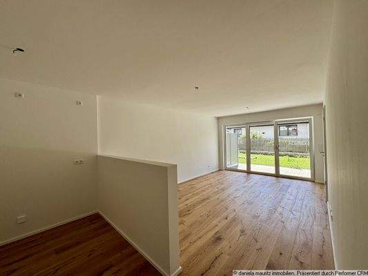 Wohn- Essbereich mit Terrassenzugang