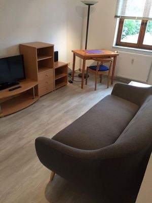 Wohnbereich, Blick zum Fenster