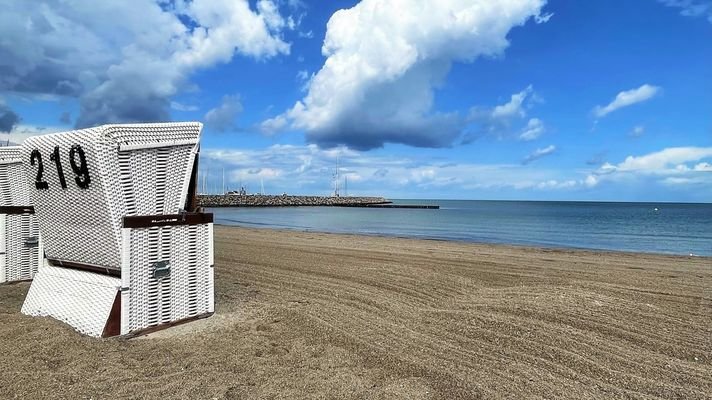 Strand am Yachthafen