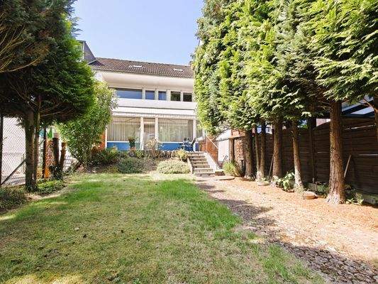 Außenansicht Rückseite / Garten