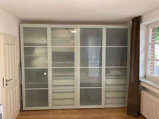 Eltern-Schlafzimmer 2