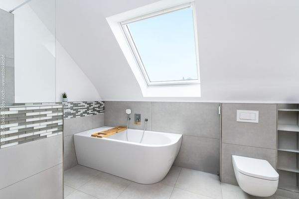 Badezimmer im Dachgeschoss