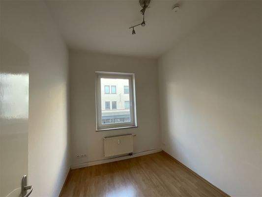 Raum_Zimmer Flur vor Kopf rechts_IMG_1750049666827