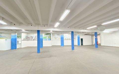 Saarbrücken Halle, Saarbrücken Hallenfläche