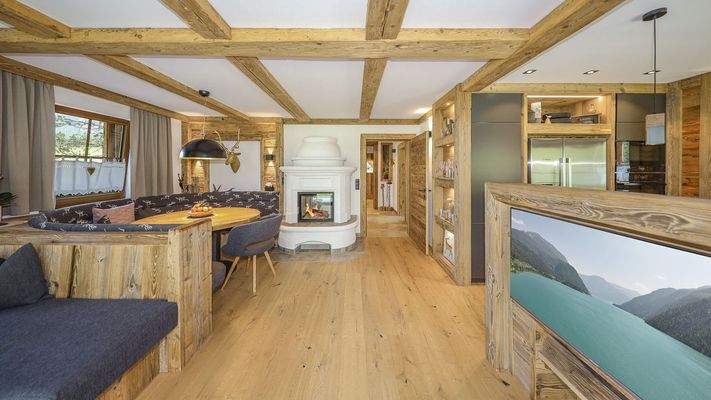 KITZIMMO-Zwei Luxuschalets mit Panoramablick in Top-Ruhelage kaufen - Immobilien Steinberg Tirol.