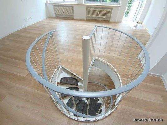 Wendeltreppe nach unten