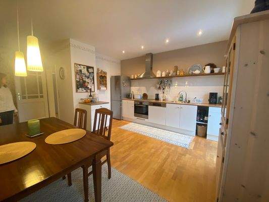 Blick zur Küchenzeile