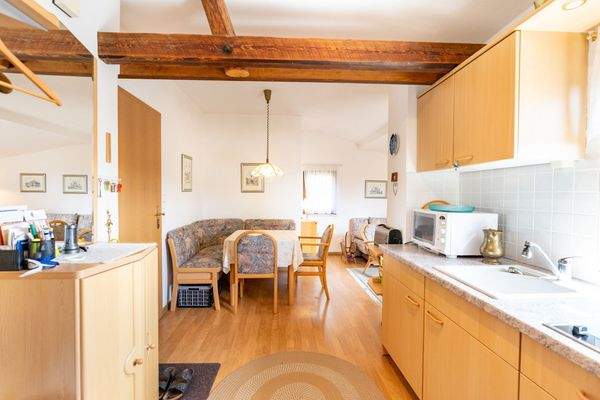 Wohnung 4 Küche und Eingangsbereich