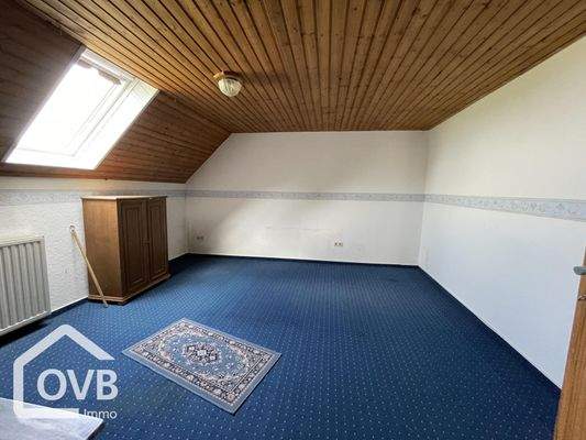 Schlafzimmer DG