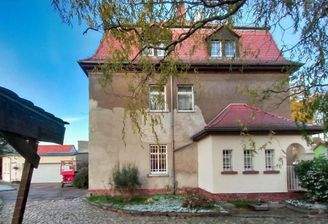 Seitenansicht Immobilie