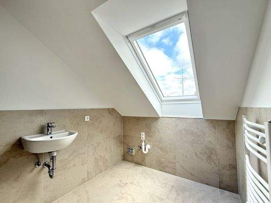 Badezimmer Ansicht 1