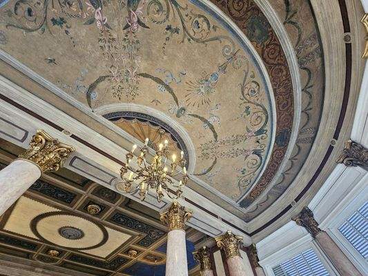 prunkvolle Decke