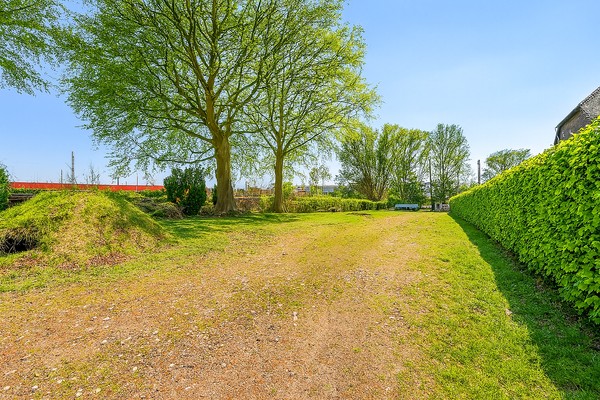 Baufenster lt. Bauvorbescheid: 15mx10m