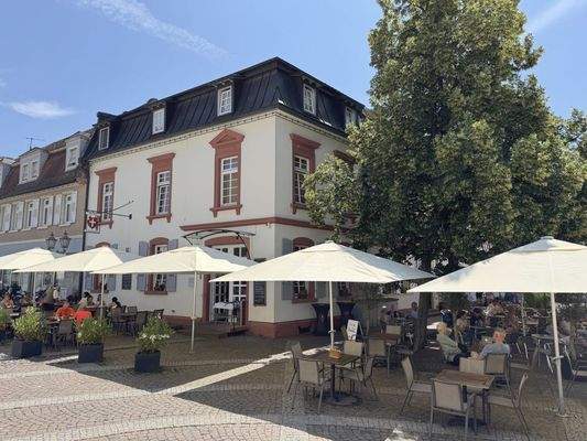 Restaurant im EG