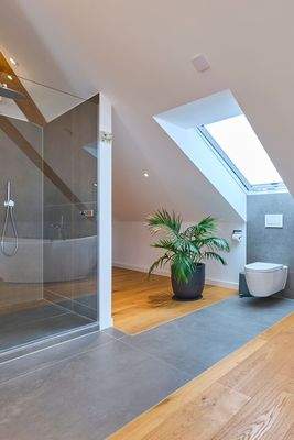 Impression Dachgeschoss Badezimmer