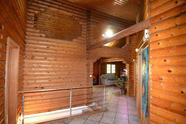 8  Blick v.d. Haustür