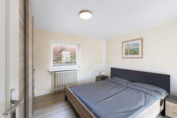 Schlafzimmer 1 Vorderhaus