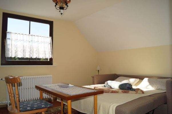 Vorderhaus OG Zimmer hinter Bad