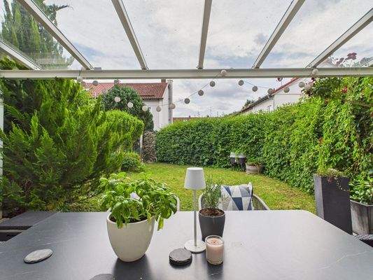 Garten / Terrasse / Pergola