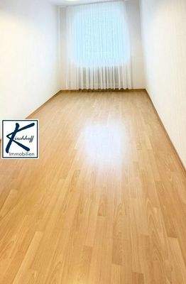 Gäste- oder Arbeitszimmer