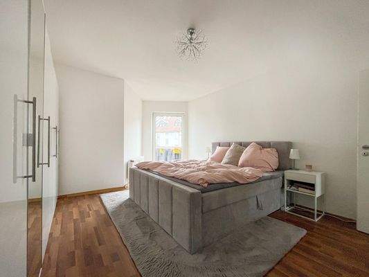 Schlafzimmer 3.OG links