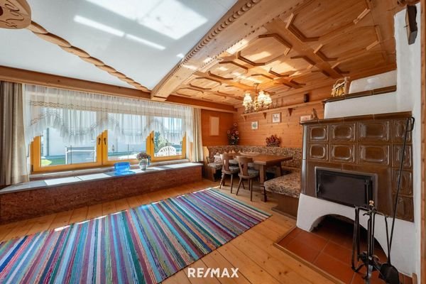 EG-Stube mit Kamin