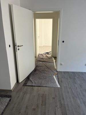 Wohnungseingang mit Flur