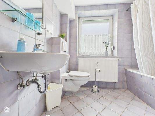 Wohnung 3 - Badezimmer 2