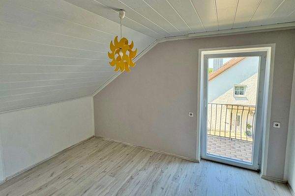 Zimmer 2 im Dachgeschoss