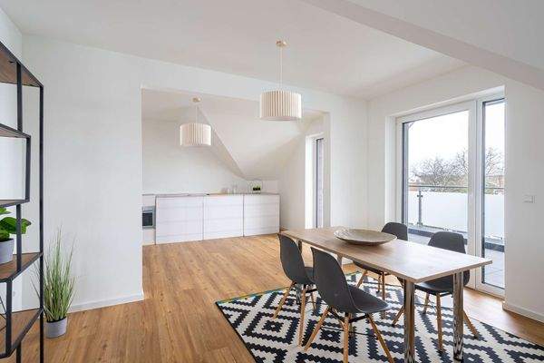 Essen mit offener Küche