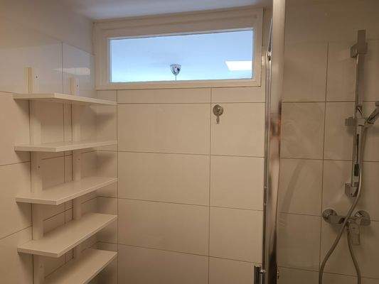 Bad mit Innenfenster.jpg