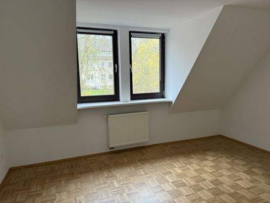 Büro / Kinderzimmer