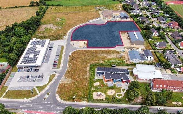 Luftbild des Gewerbegrundstücks I