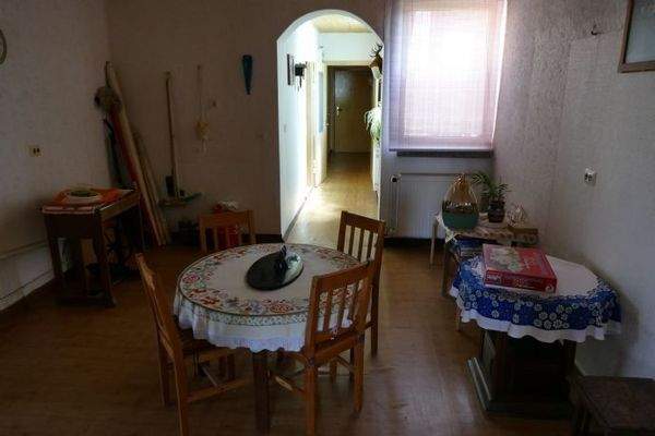 Esszimmer und Küche OG