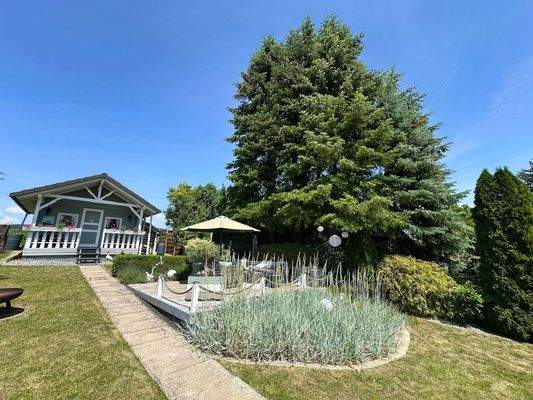 idyllisch angelegten Garten.